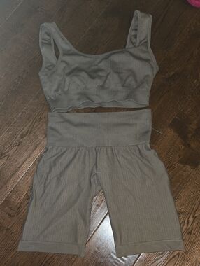 Ribbed High-Waist Biker Shorts & Crop Tank Set - Olive